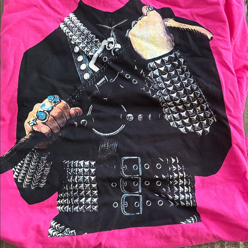 PLEASURES Tee - Picture 2 of 4